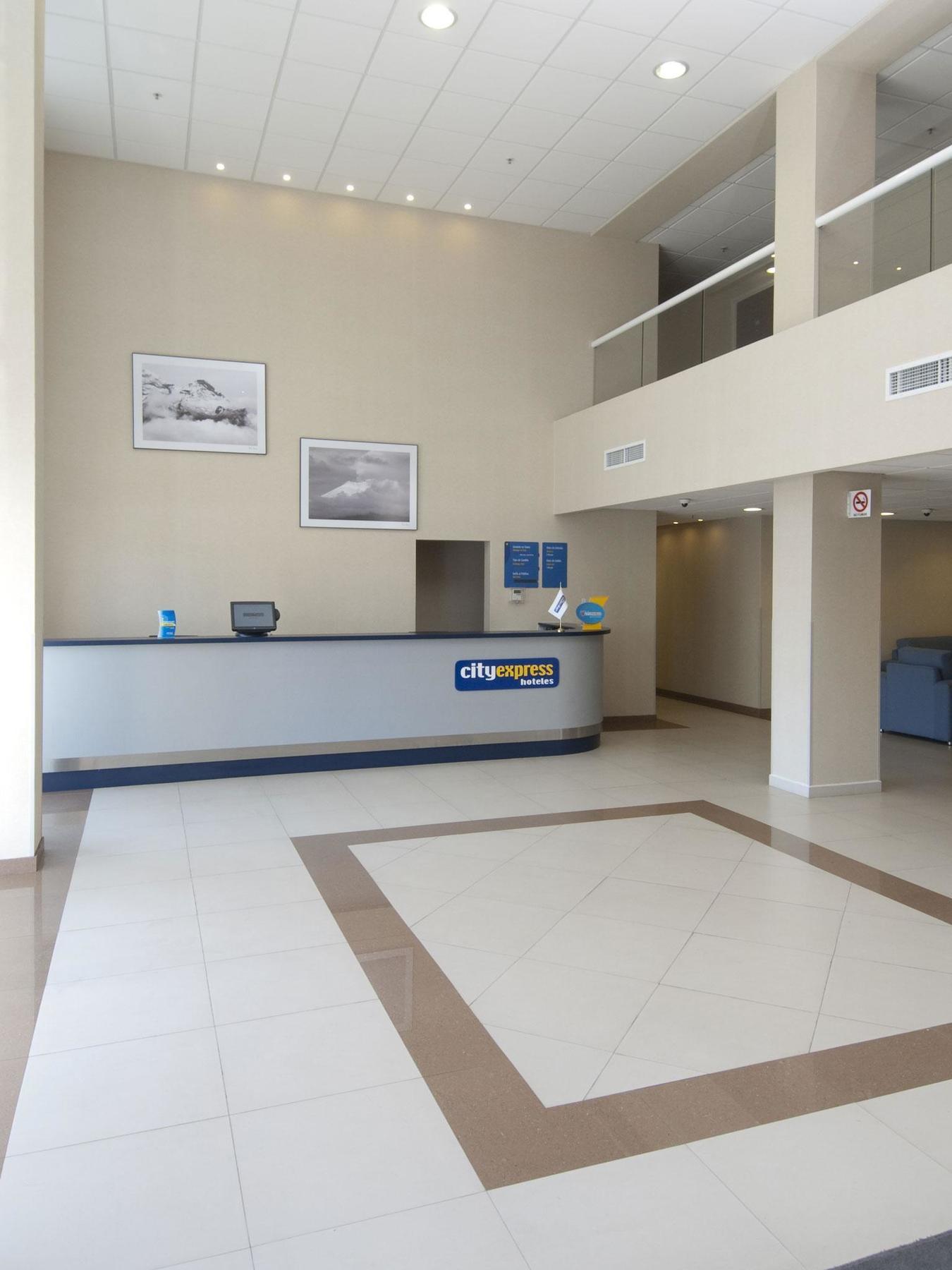 City Express By Marriott Puebla Angelopolis מראה חיצוני תמונה
